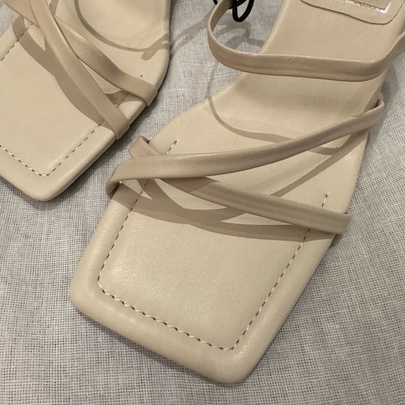 Zara new with tags white heels. - Picture 3 of 4